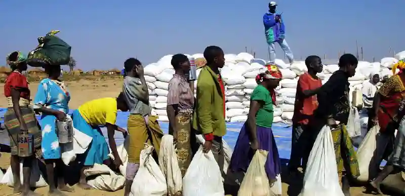 WATCH: MDC Members Will Not Receive This Food - Zanu PF Gutu Councillor On Food Aid Meant For Vulnerable Communities