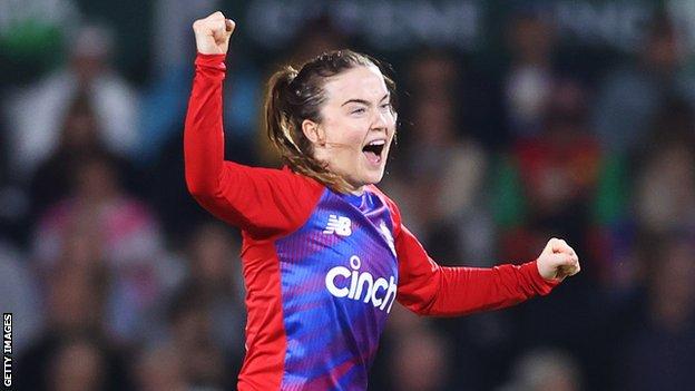 Women's Ashes: England spinner Mady Villiers on her vegan lifestyle