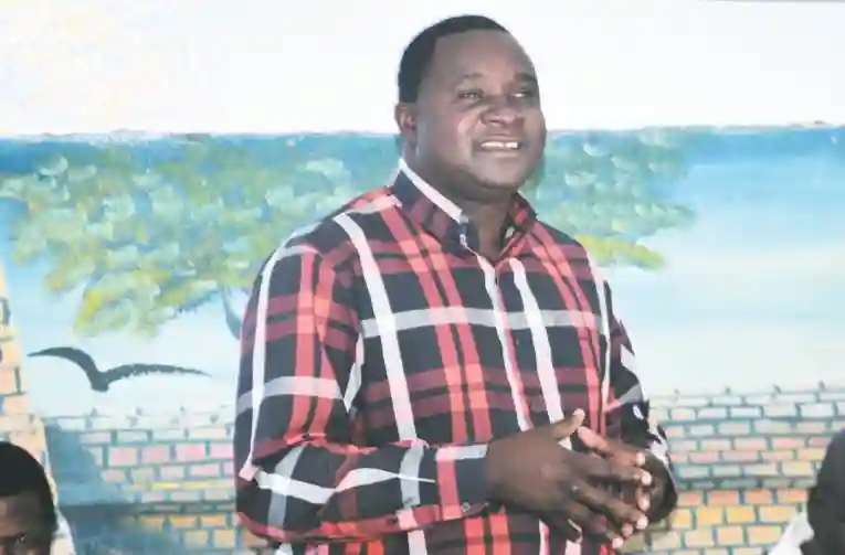 ZANU PF MP Donates Sanitary Pads To Men
