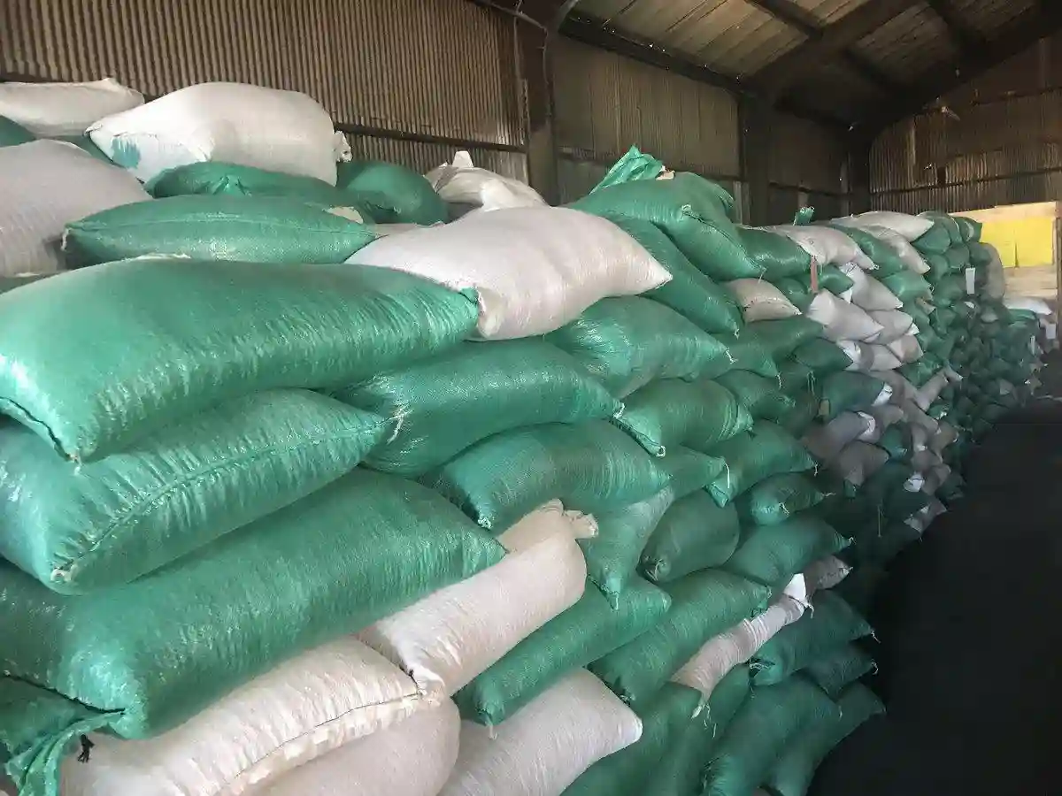 Zimbabwe Allows Farmers To Import Fertiliser To Plug Shortages