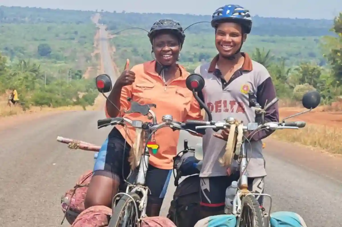 Zimbabwean Couple Faces Backlash For Choosing South African Flag On Africa Adventure