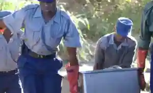 Zimbabweans React: As Traffic Cop Dies After Getting Knocked Down At Roadblock