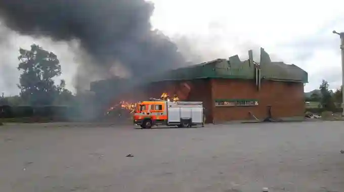 ZIMRA Officials Silent Over Value Of Goods Destroyed By Fire In Beitbridge Warehouse